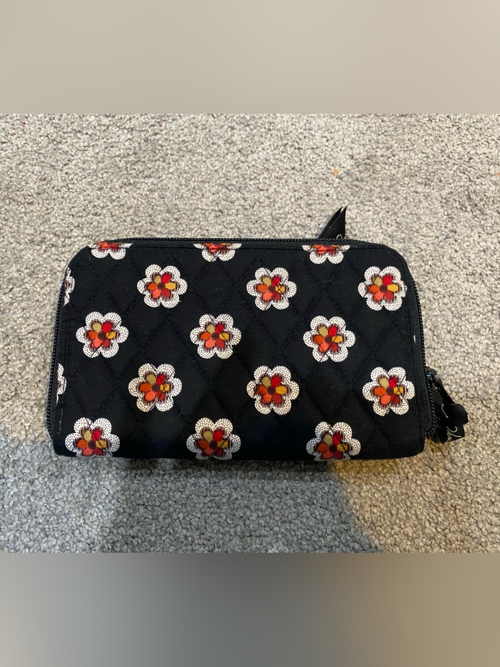 Vera Bradley Black Floral Retired Pirouette Style Wallet - Picture 2 of 3
